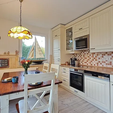 Astrid Διαμέρισμα *